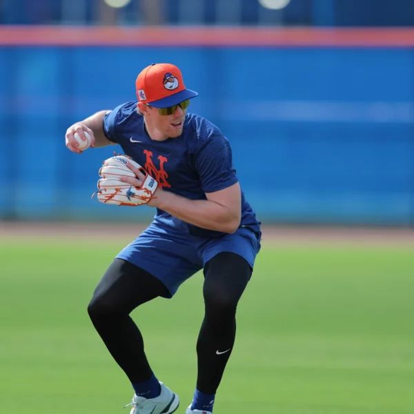 Brett Baty taking infield grounders