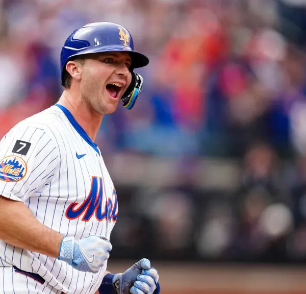 Pete Alonso Home Run